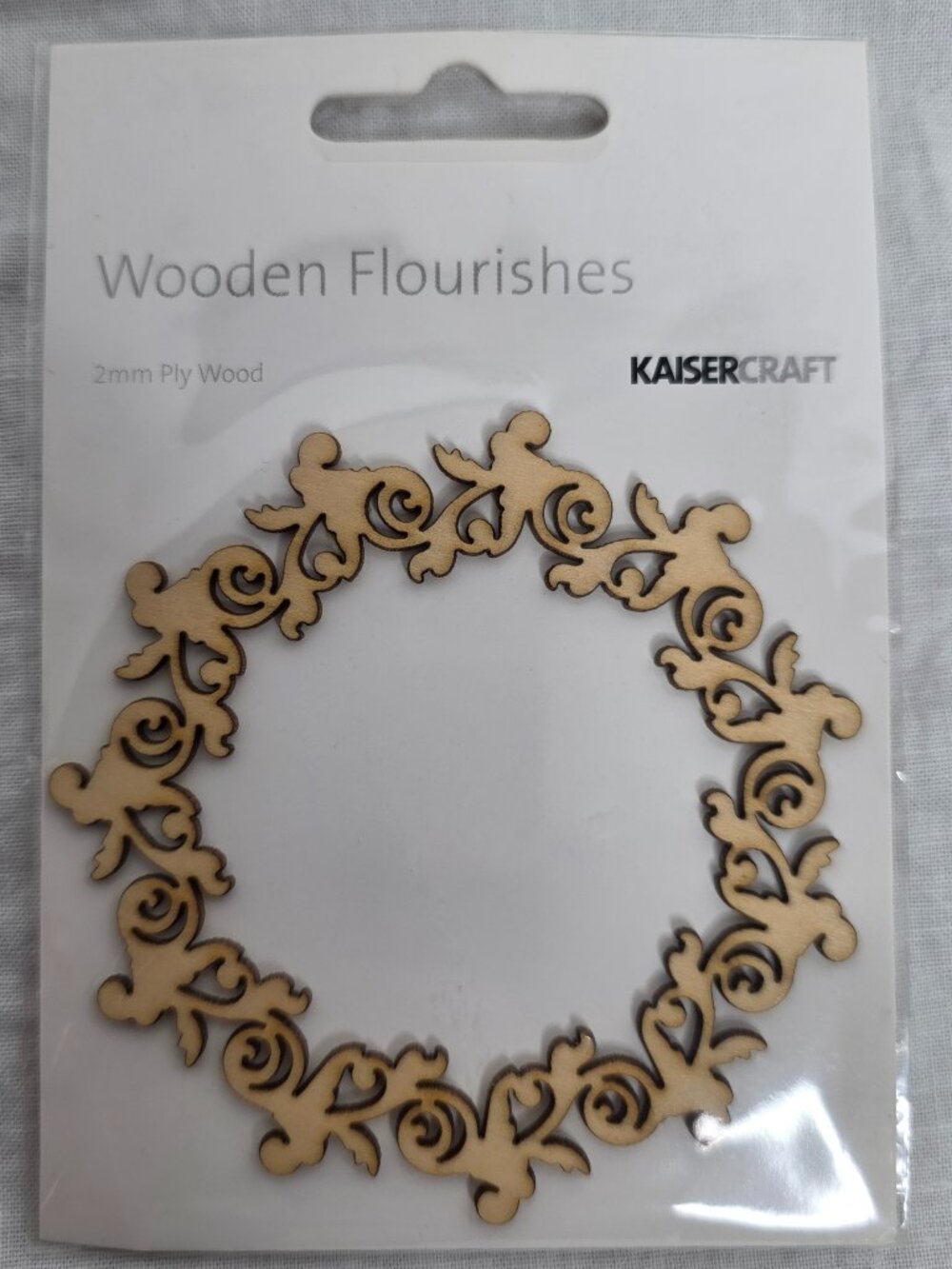 Kaiser Craft Wreath 2mm Plywood Wooden Flourishes Embellishment Applique